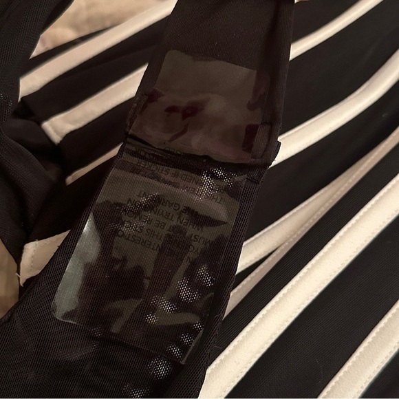 NWT Revolve Misha Kyanni Bodysuit in Black & Ivory | size AU 8 / US 4 / S - Picture 12 of 12